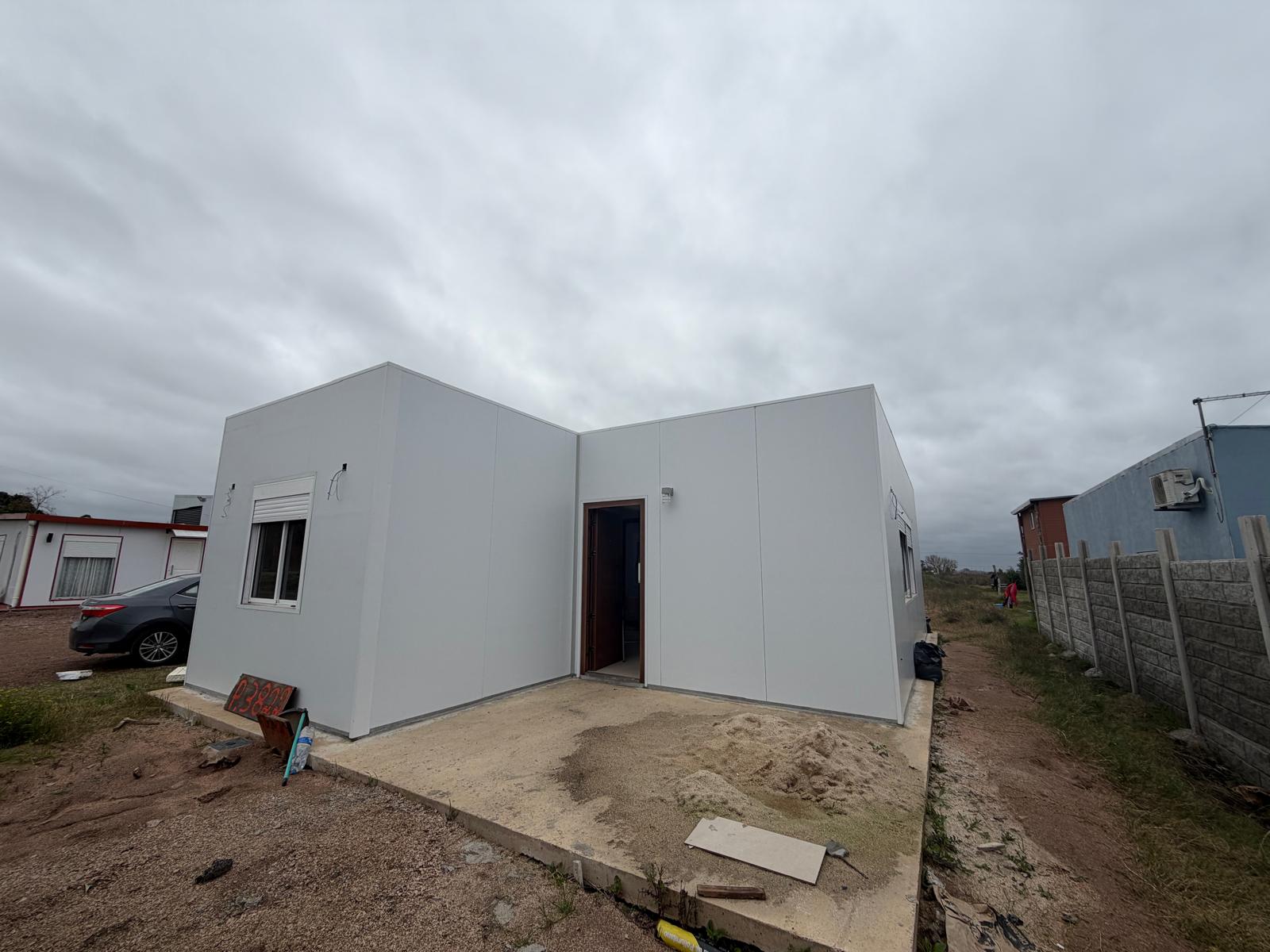 Casa a estrenar dos dormitorios- 18 de julio