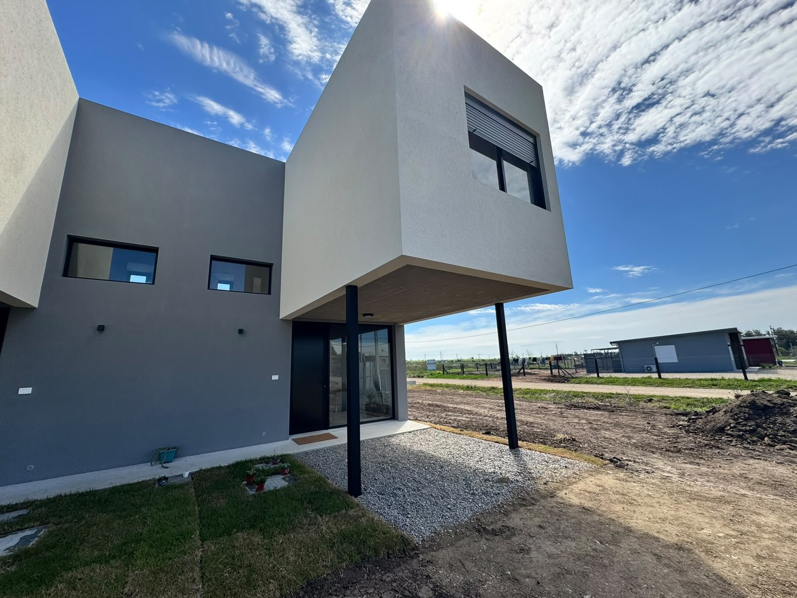 ¡Comodidad a estrenar! Destacada vivienda en Libertad