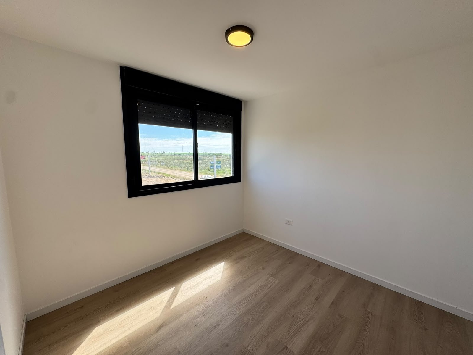 ¡Comodidad a estrenar! Destacada vivienda en Libertad — imagen 11