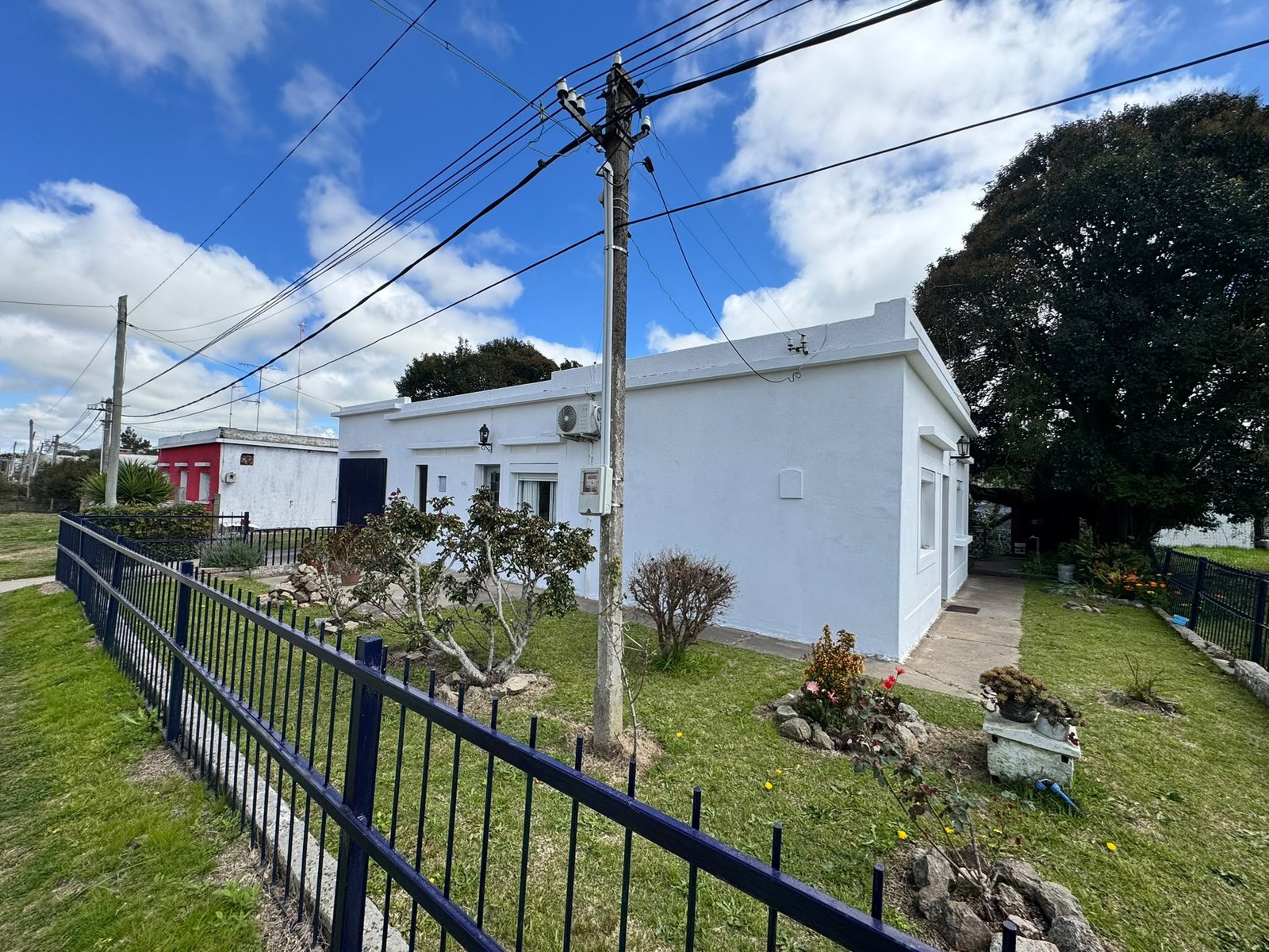 Casa de 3 dormitorios con amplio terreno y frutales en Puntas de Valdez — imagen 2
