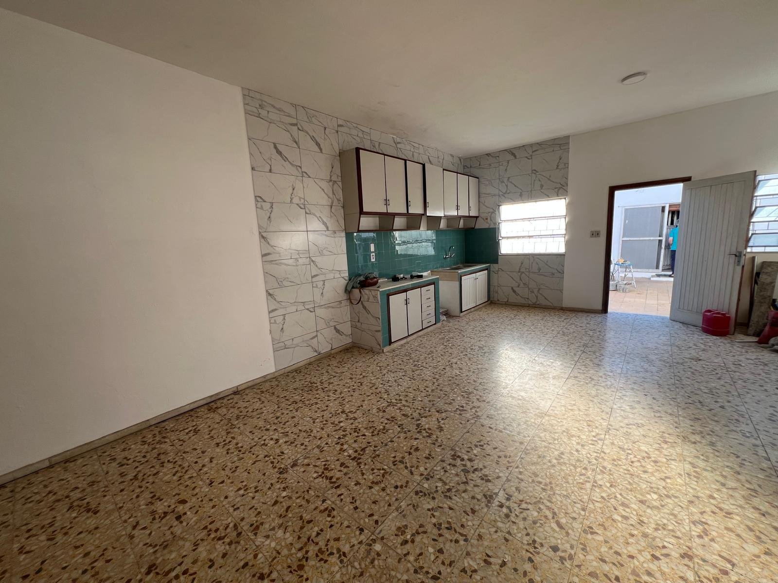 Casa tres dormitorios, barbacoa y cochera en zona céntrica-Libertad — imagen 2