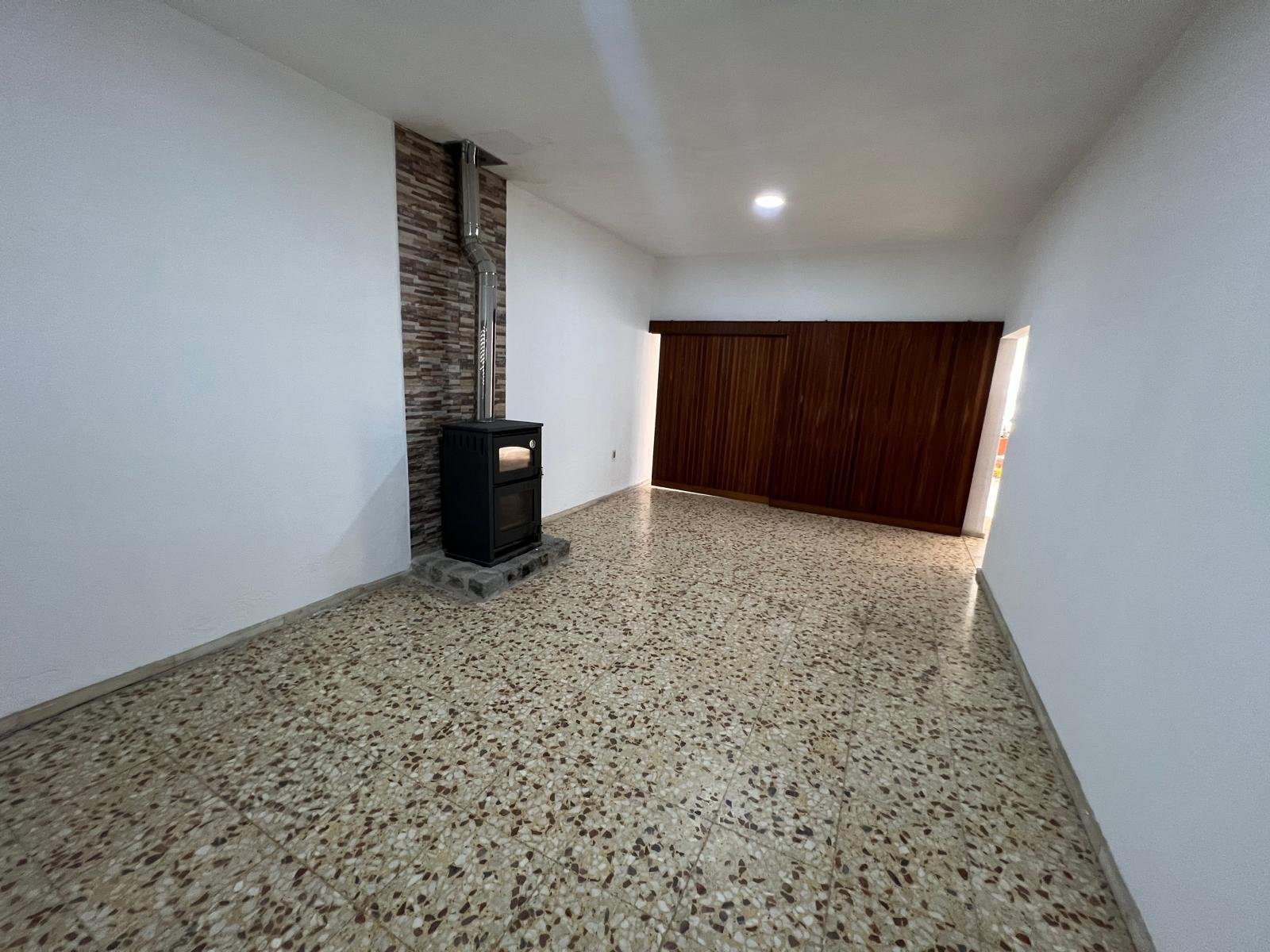 Casa tres dormitorios, barbacoa y cochera en zona céntrica-Libertad — imagen 8