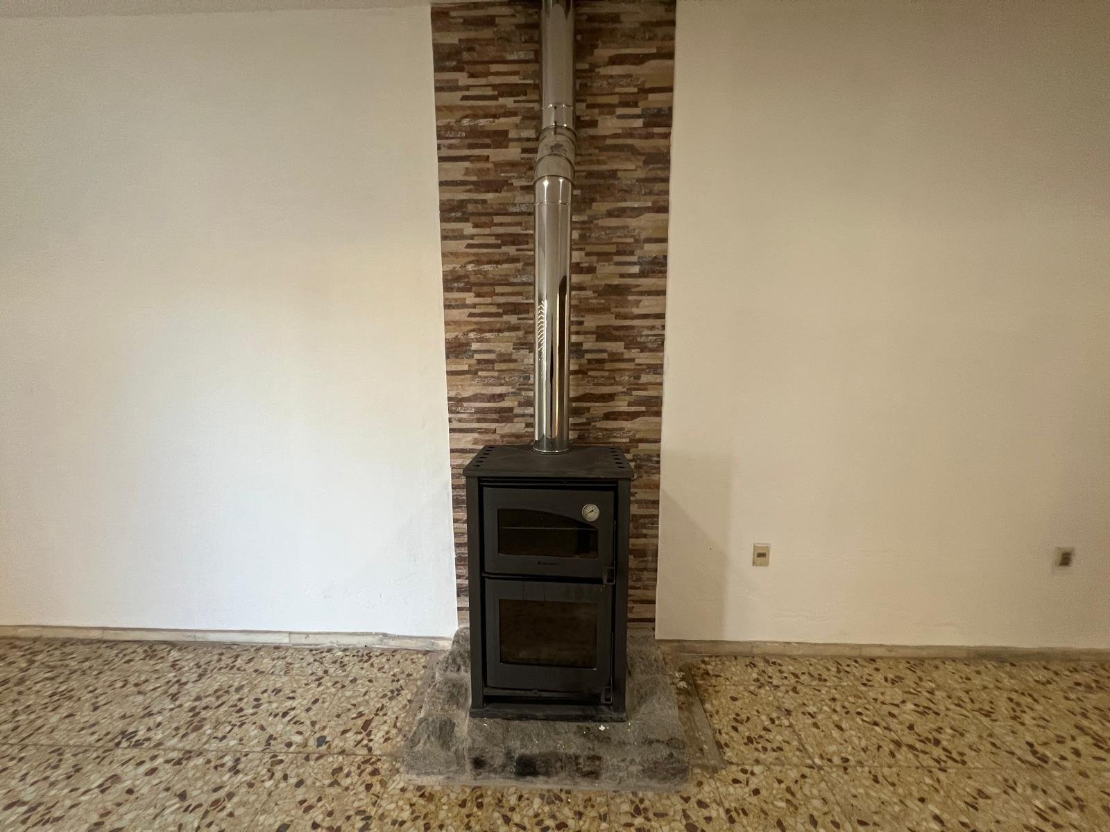 Casa tres dormitorios, barbacoa y cochera en zona céntrica-Libertad — imagen 9