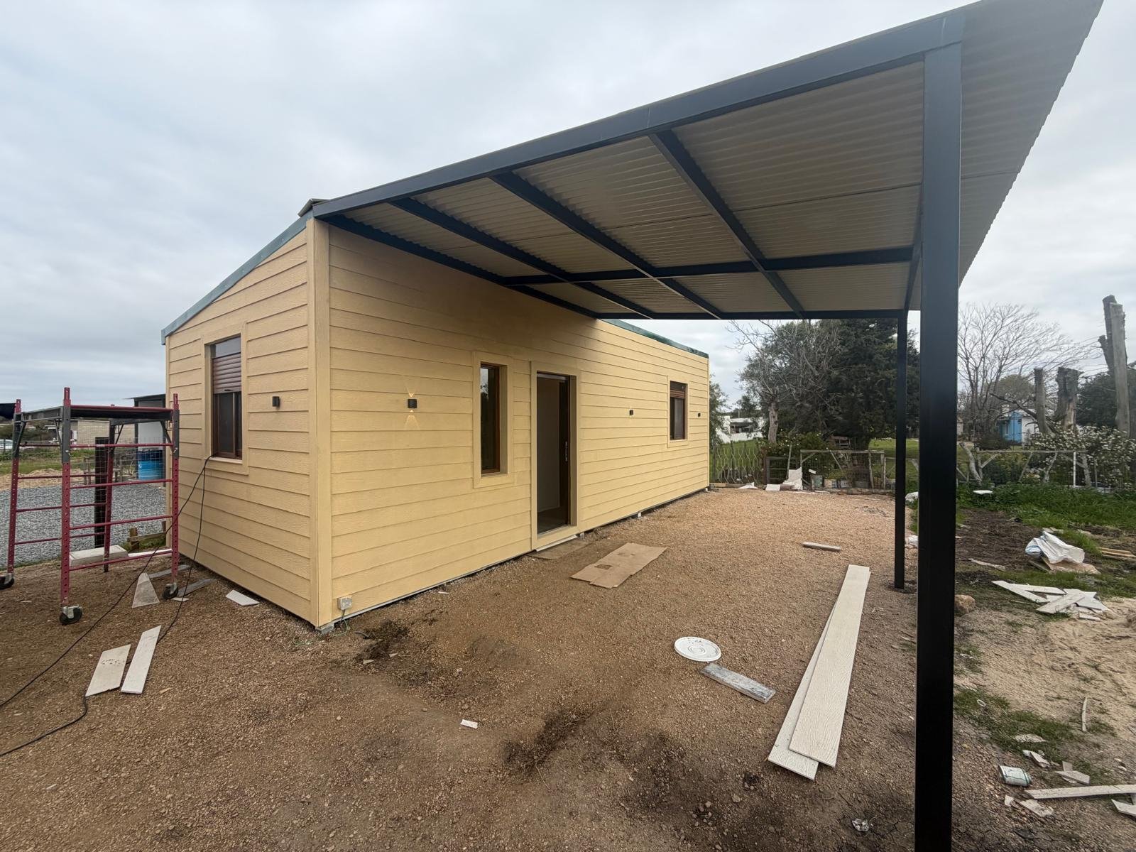 Casa 1 dormitorio con alero para vehículo-Libertad — imagen 1