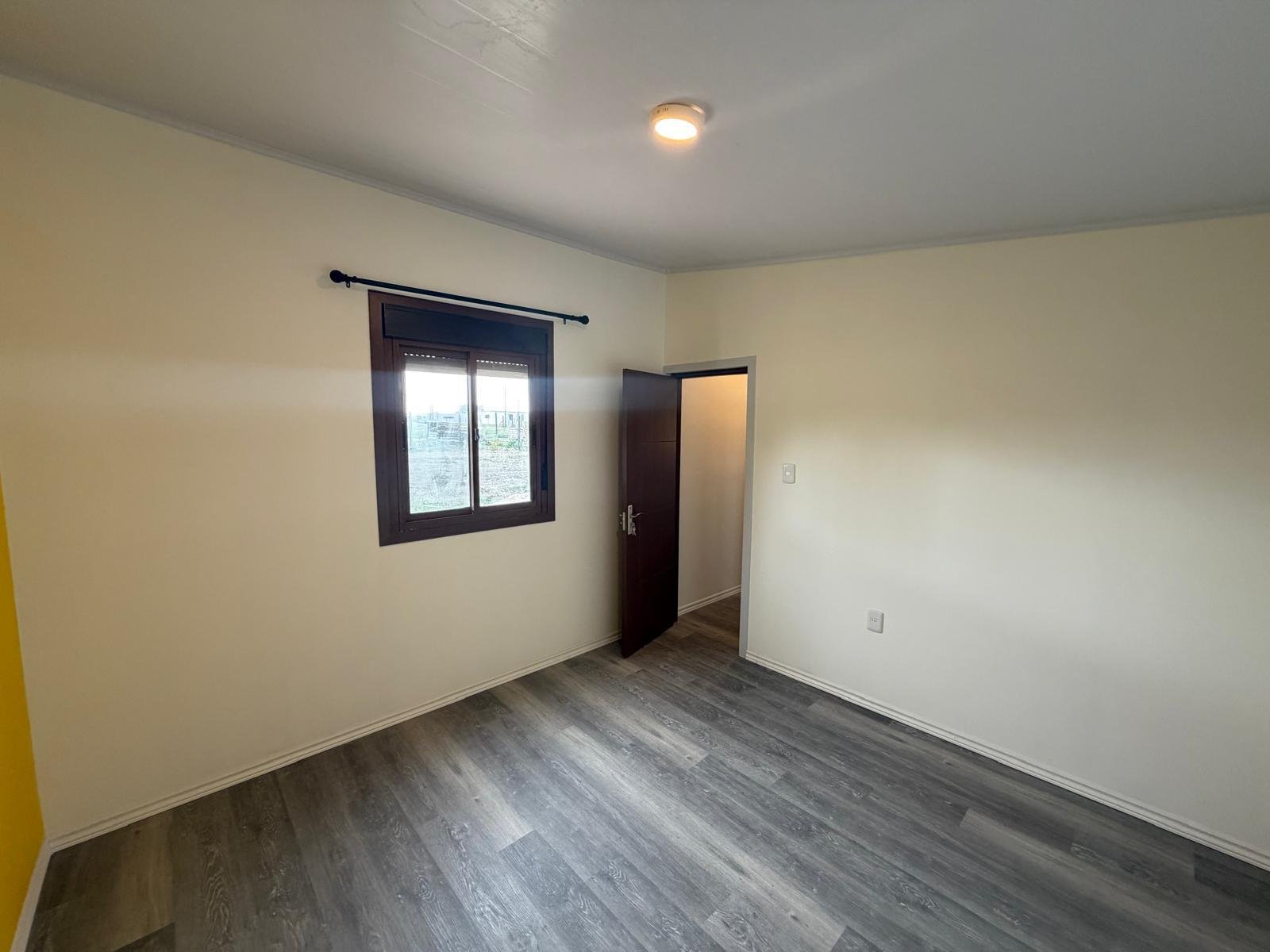 Casa 1 dormitorio con alero para vehículo-Libertad — imagen 9