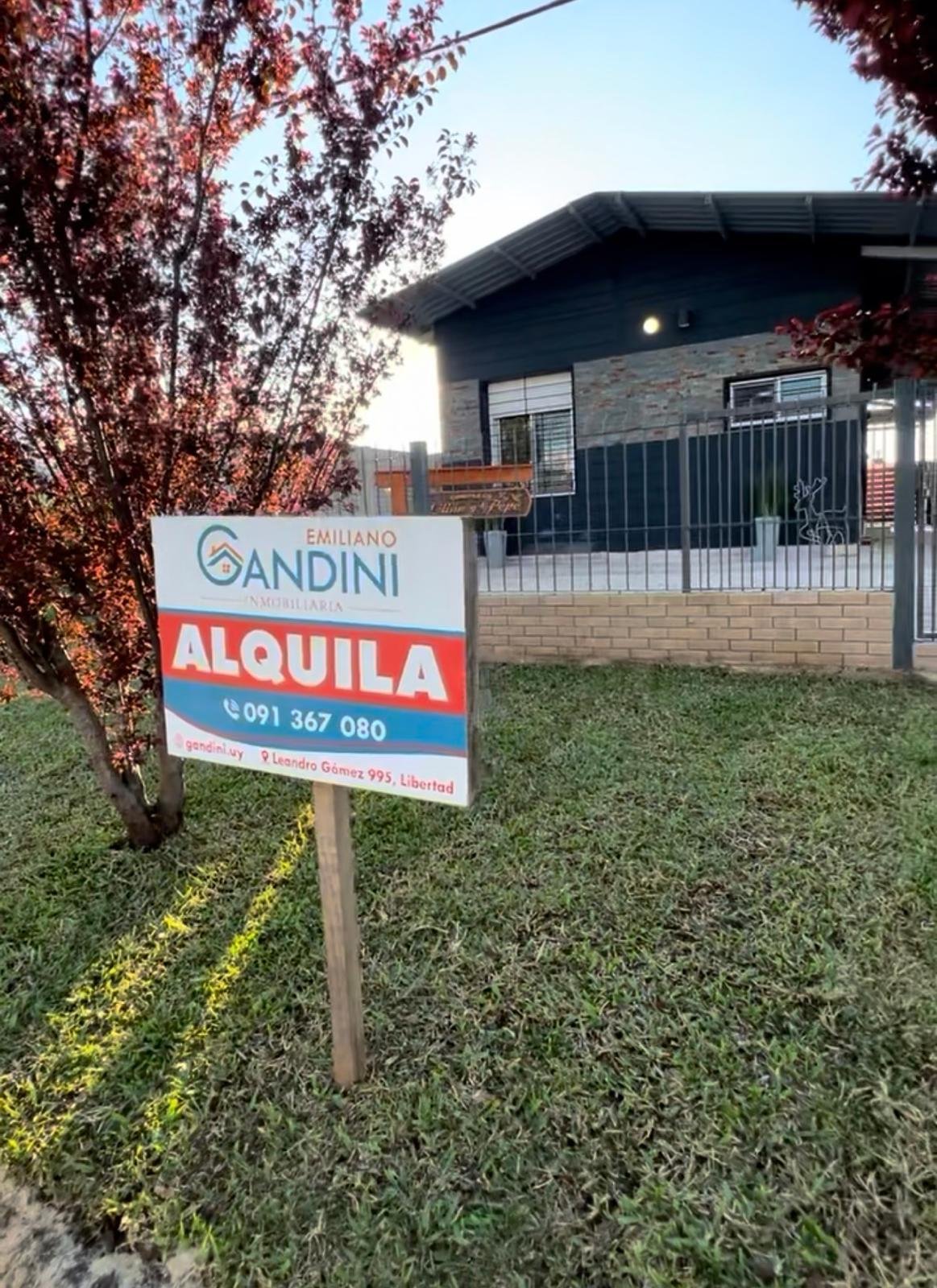 Cómoda casa, excelente punto, buenas terminaciones – Libertad — imagen 16